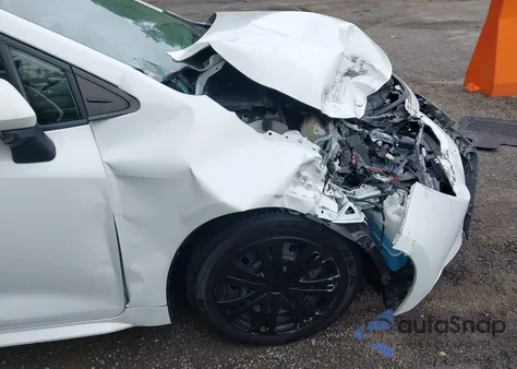 2020 Toyota Corolla Le из США, поврежденный, VIN JTDEPRAE9LJ036817